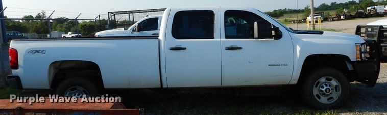 image for item DH3544 2014 Chevrolet Silverado 2500HD Crew Cab pickup truck
