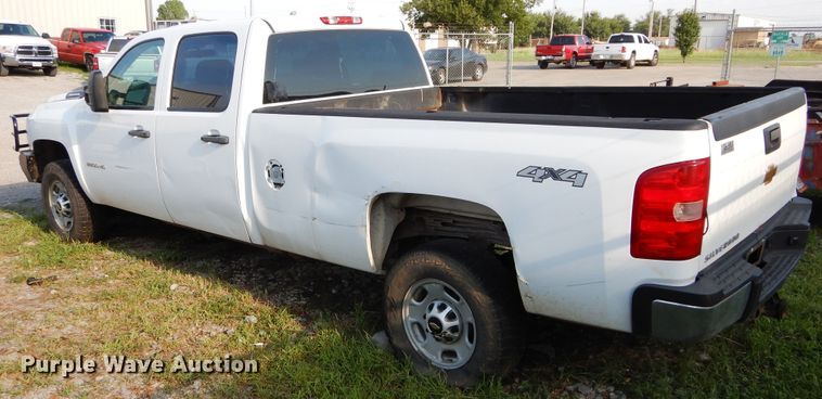 image for item DH3544 2014 Chevrolet Silverado 2500HD Crew Cab pickup truck