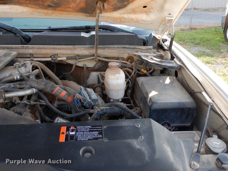 image for item DH3544 2014 Chevrolet Silverado 2500HD Crew Cab pickup truck