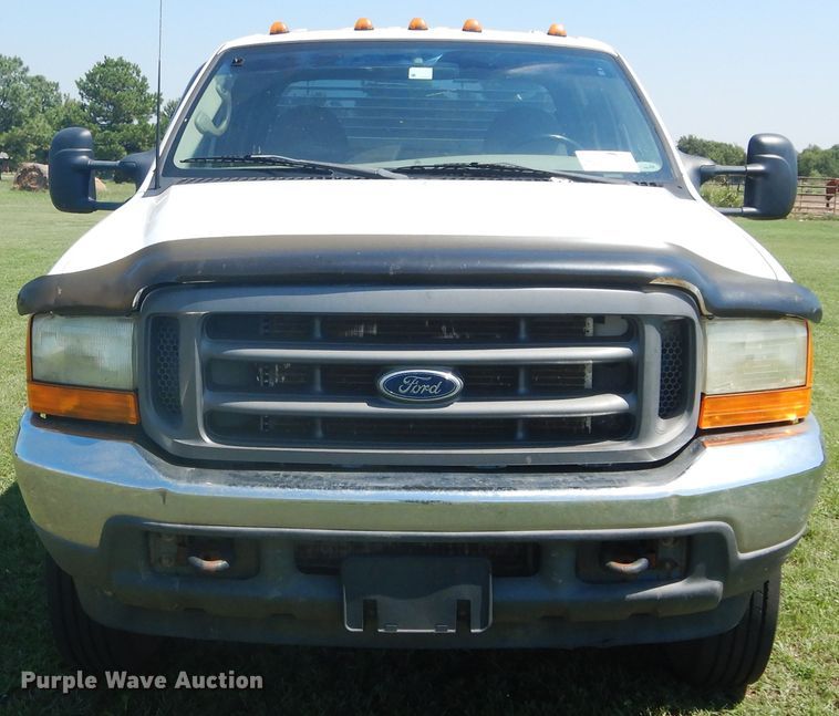 image for item DH3558 2001 Ford F550 Crew Cab utility truck
