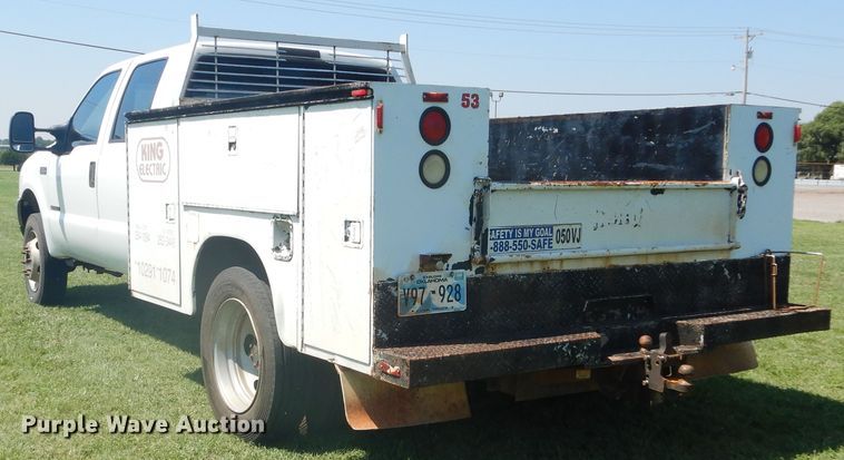 image for item DH3558 2001 Ford F550 Crew Cab utility truck