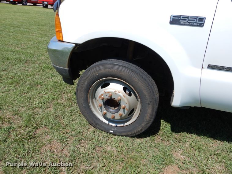 image for item DH3558 2001 Ford F550 Crew Cab utility truck