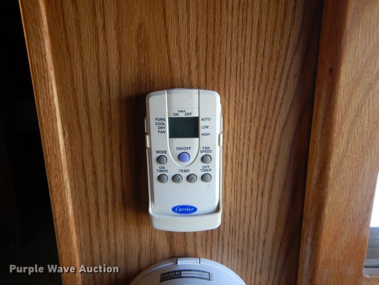 image for item DH3562 2006 Carriage Carri-Lite camper