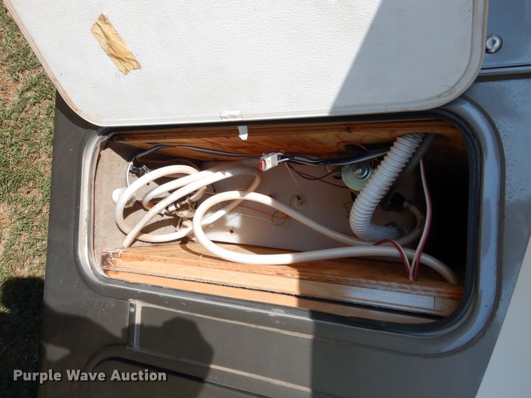 image for item DH3562 2006 Carriage Carri-Lite camper