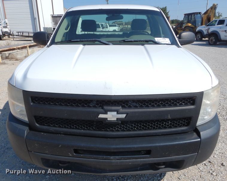 image for item DH3571 2011 Chevrolet Silverado 1500 pickup truck
