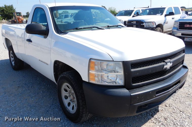 image for item DH3571 2011 Chevrolet Silverado 1500 pickup truck