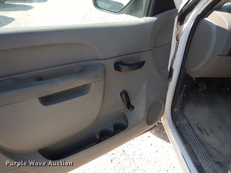 image for item DH3571 2011 Chevrolet Silverado 1500 pickup truck