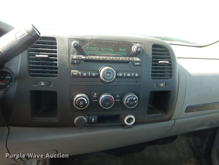 image for item DH3571 2011 Chevrolet Silverado 1500 pickup truck