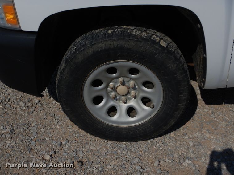 image for item DH3571 2011 Chevrolet Silverado 1500 pickup truck