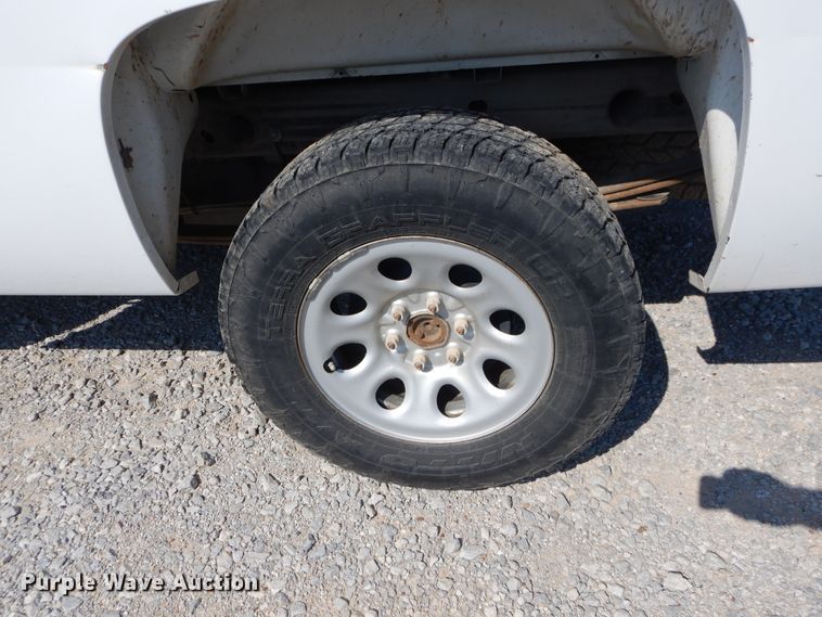 image for item DH3571 2011 Chevrolet Silverado 1500 pickup truck