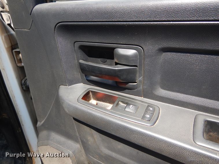 image for item DH3574 2012 Dodge Ram 5500 Crew Cab flatbed truck