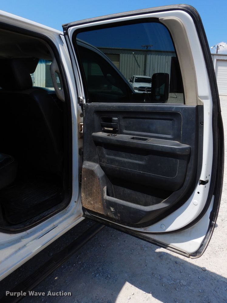 image for item DH3574 2012 Dodge Ram 5500 Crew Cab flatbed truck