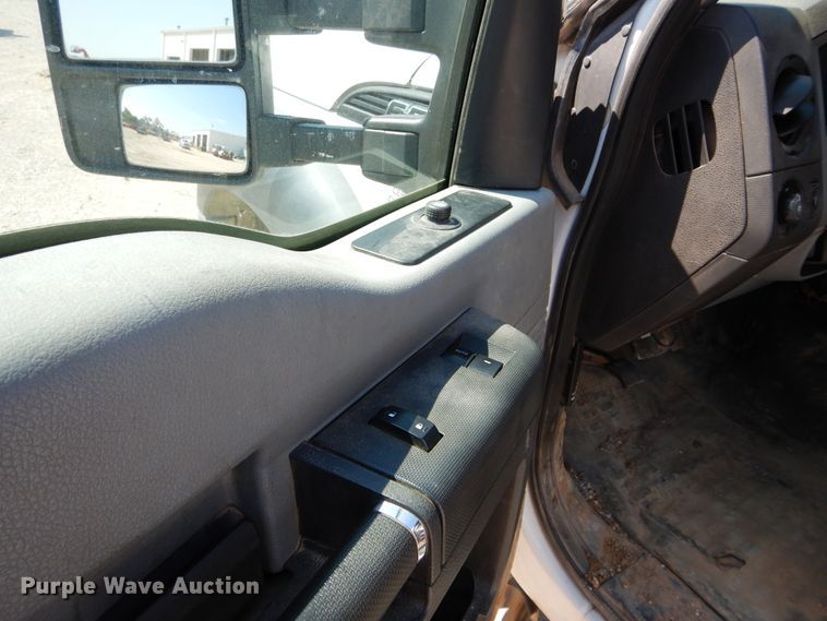 image for item DH3575 2012 Ford F550 service truck