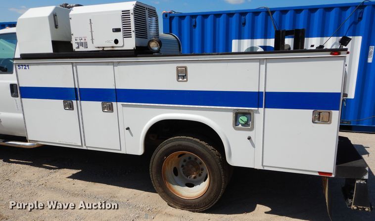 image for item DH3575 2012 Ford F550 service truck