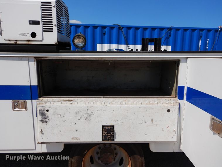 image for item DH3575 2012 Ford F550 service truck