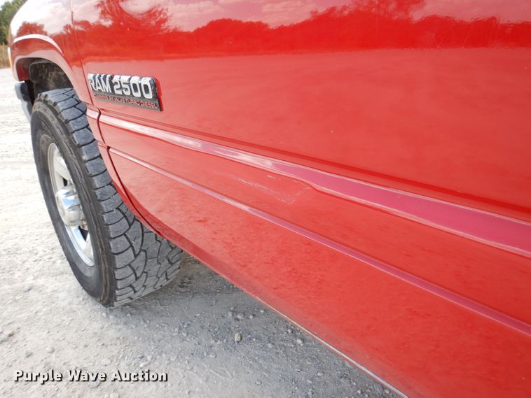 image for item DH5264 2002 Dodge Ram 2500 pickup truck