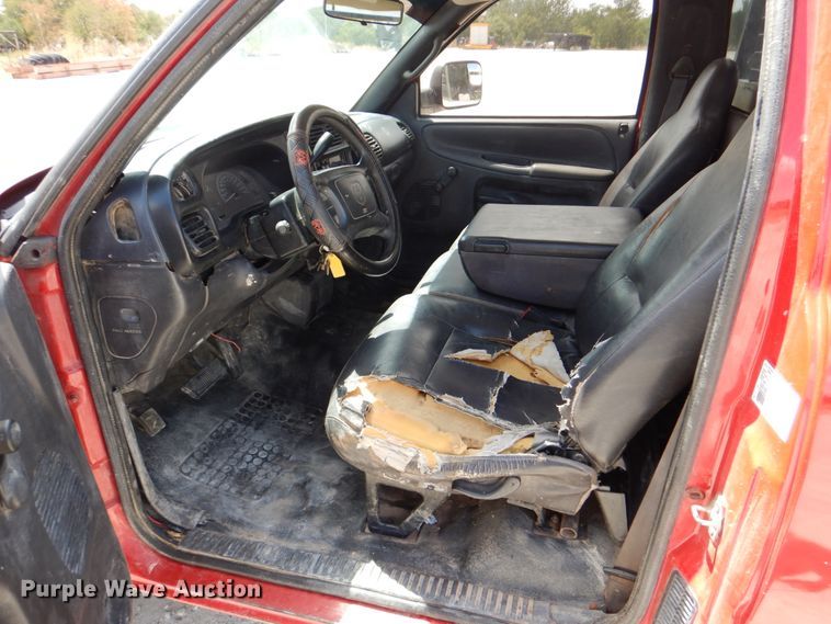 image for item DH5264 2002 Dodge Ram 2500 pickup truck