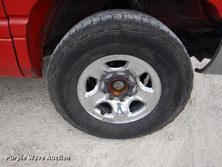 image for item DH5264 2002 Dodge Ram 2500 pickup truck