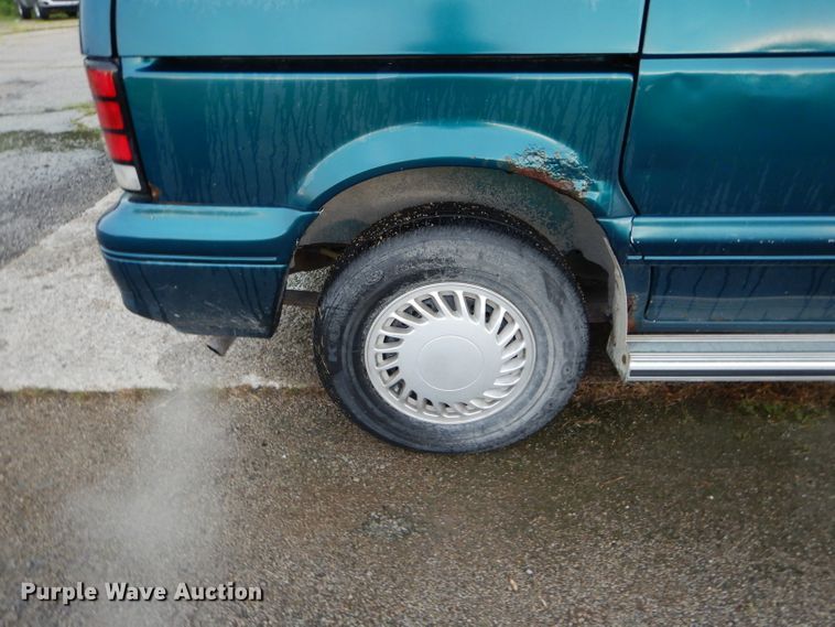 image for item DH6088 1994 Dodge Caravan van