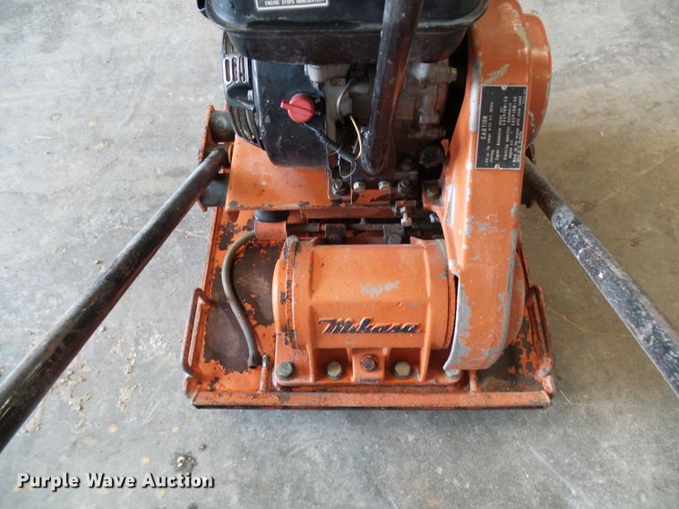 image for item DI0634 Multiquip MVC-90L vibratory plate compactor