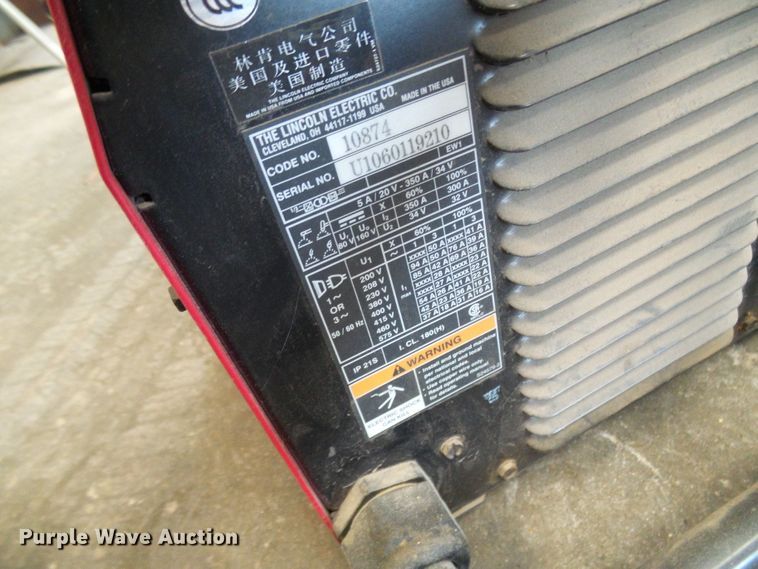 image for item DI0636 Lincoln Invertec V350-PRO welder