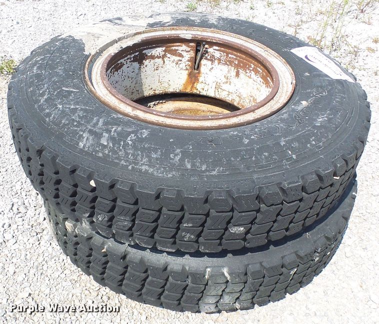 image for item DI0643 (2) Goodyear 9.00-20 tires