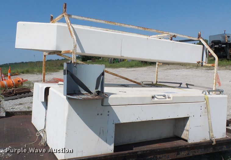 image for item DI0648 Utility bed