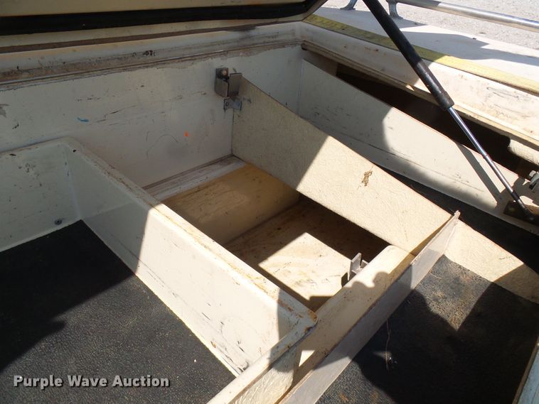 image for item DI0648 Utility bed