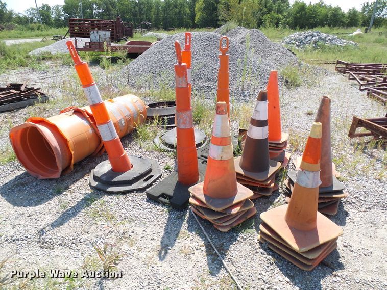 image for item DI0649 Road safety equipment