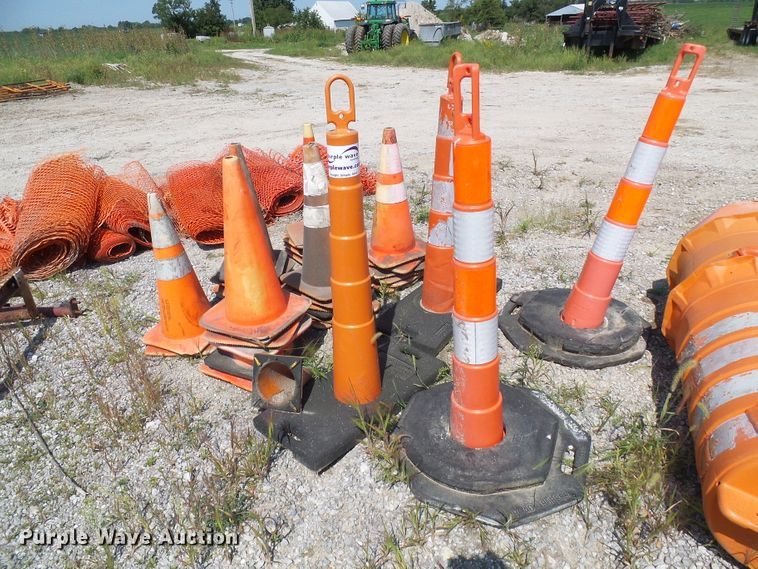 image for item DI0649 Road safety equipment