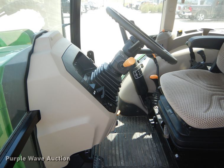 image for item DI1763 2018 John Deere 5055E MFWD tractor