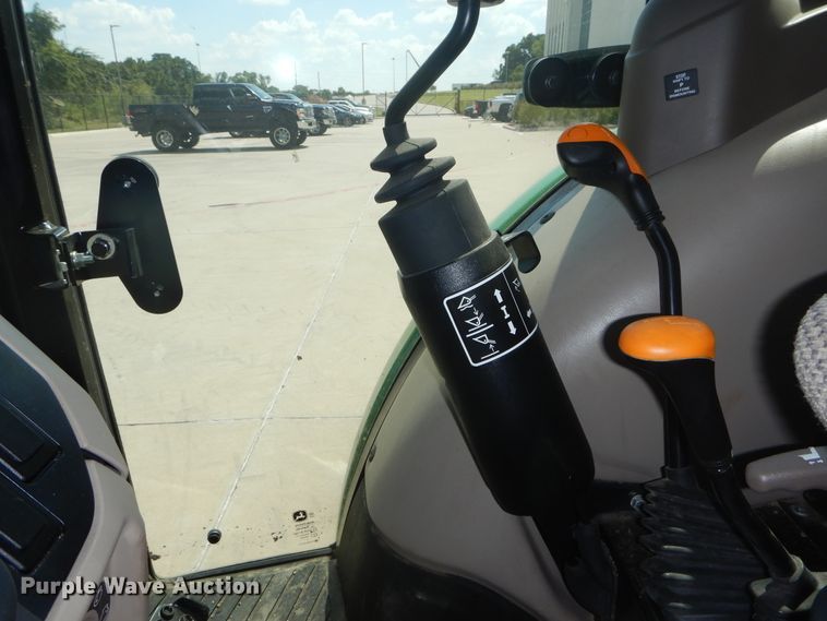 image for item DI1763 2018 John Deere 5055E MFWD tractor