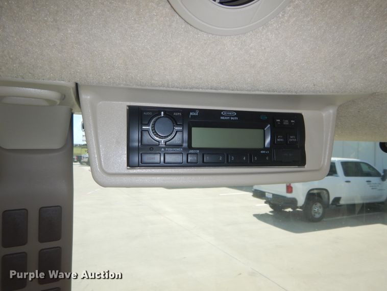 image for item DI1763 2018 John Deere 5055E MFWD tractor