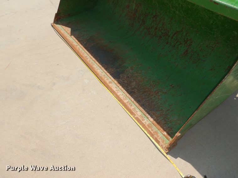 image for item DI1763 2018 John Deere 5055E MFWD tractor