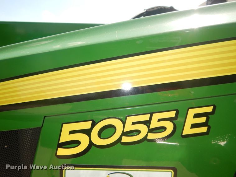 image for item DI1763 2018 John Deere 5055E MFWD tractor