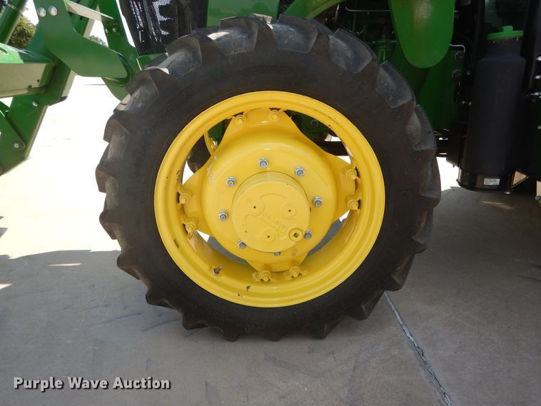 image for item DI1763 2018 John Deere 5055E MFWD tractor