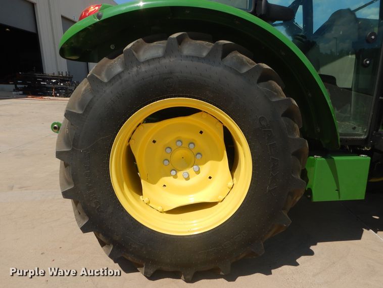 image for item DI1763 2018 John Deere 5055E MFWD tractor