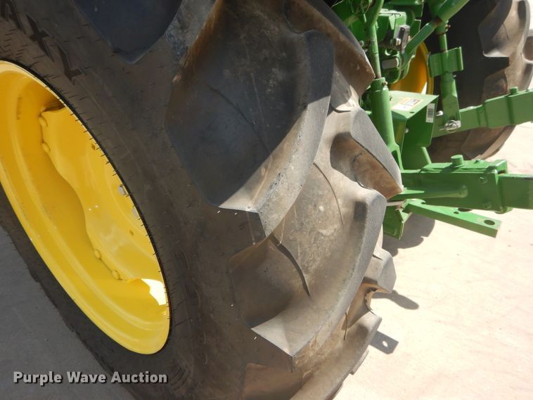 image for item DI1763 2018 John Deere 5055E MFWD tractor