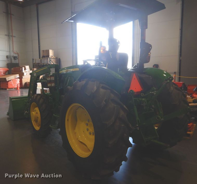 image for item DI1764 2018 John Deere 5055E MFWD tractor