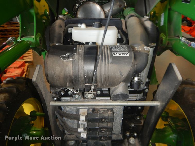 image for item DI1764 2018 John Deere 5055E MFWD tractor