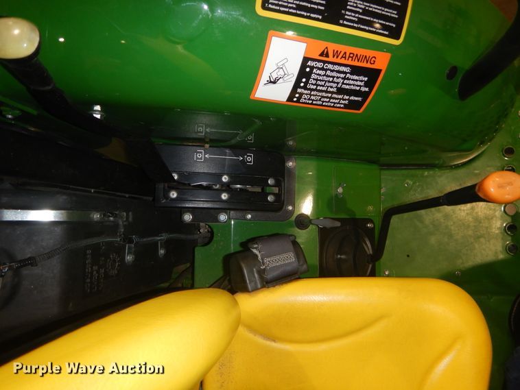 image for item DI1764 2018 John Deere 5055E MFWD tractor