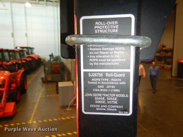 image for item DI1764 2018 John Deere 5055E MFWD tractor