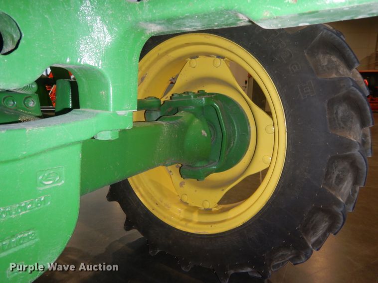 image for item DI1764 2018 John Deere 5055E MFWD tractor