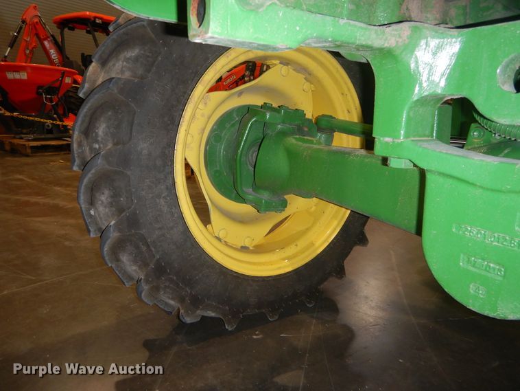 image for item DI1764 2018 John Deere 5055E MFWD tractor