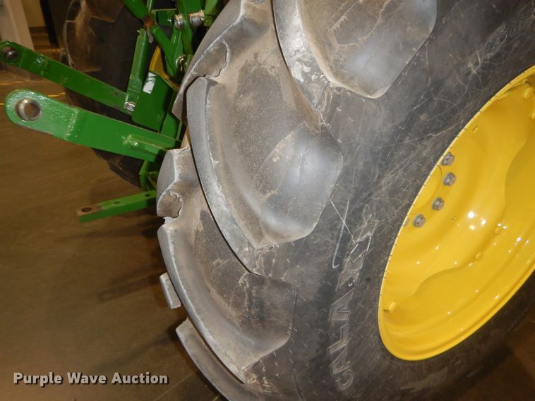 image for item DI1764 2018 John Deere 5055E MFWD tractor