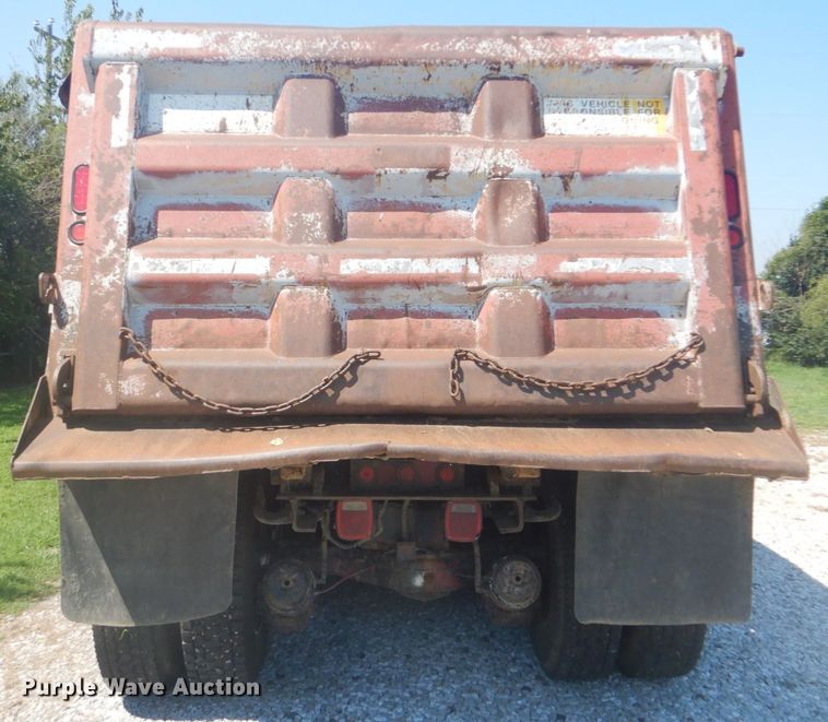 image for item DI2314 2001 Mack CH dump truck