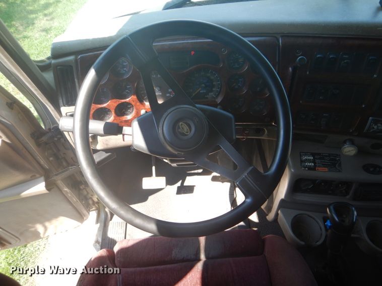 image for item DI2314 2001 Mack CH dump truck