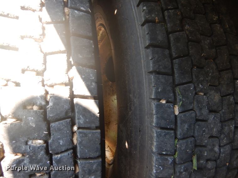 image for item DI2314 2001 Mack CH dump truck