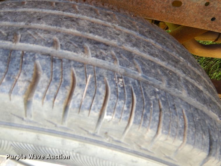 image for item ED9441 1992 Chevrolet C1500 pickup truck