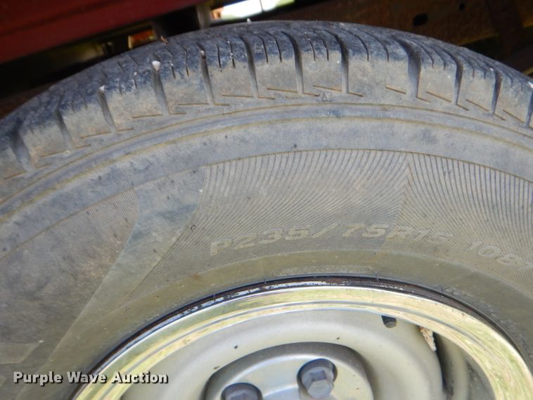 image for item ED9441 1992 Chevrolet C1500 pickup truck